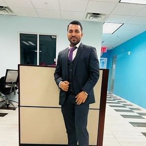 Meet your Posher, Saiful